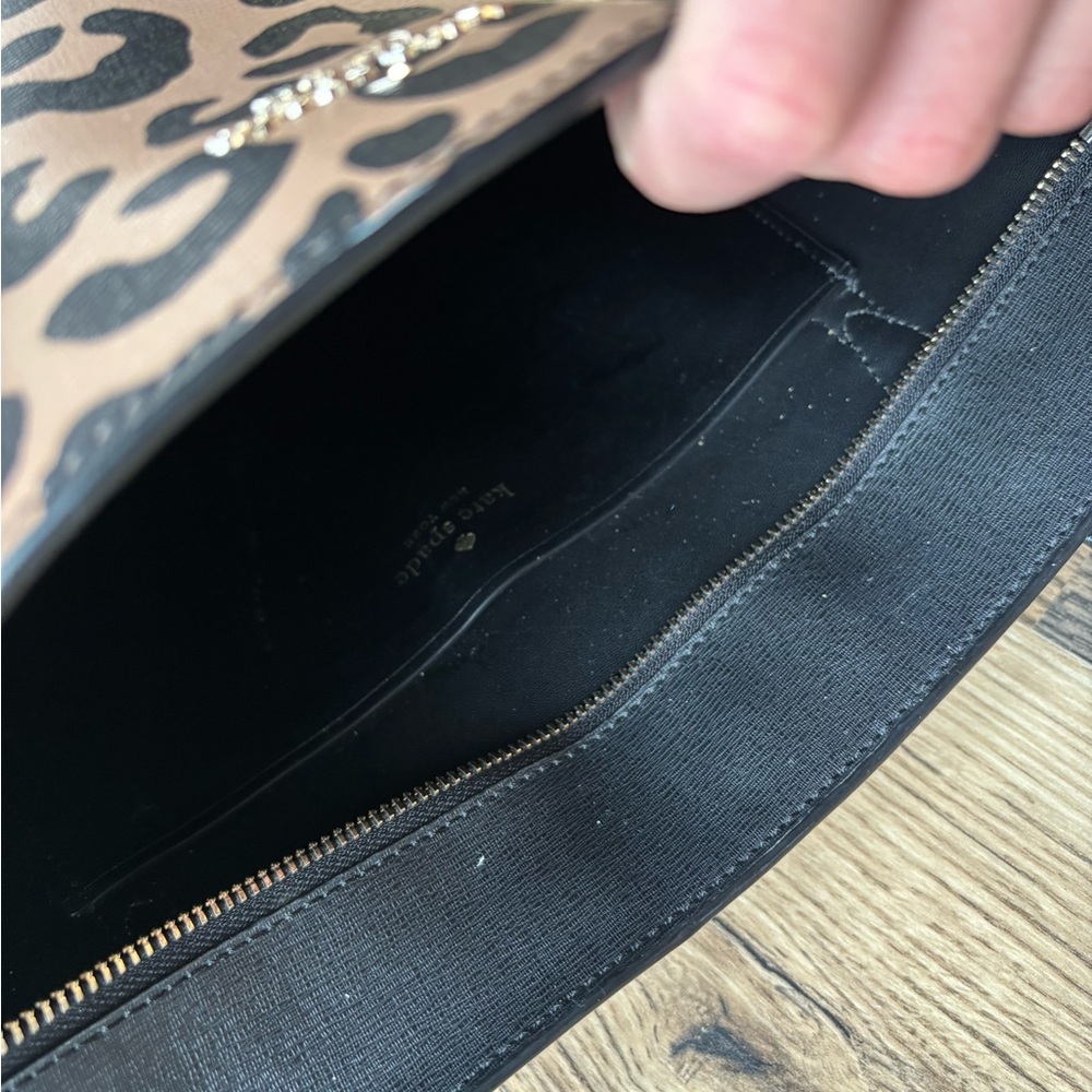 Kate Spade Animal Print Tote with Black Details - Picture 6 of 8